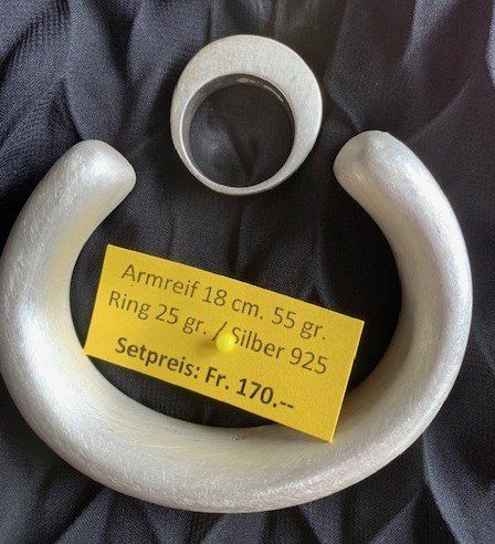 Bracciali & Braccialetti: SET Armreif - 55 gr. Ring - 25 gr. aus massivem Silber 925 – Nuovo (secondo la descrizione) da Kirchberg BE venduto da Rege
