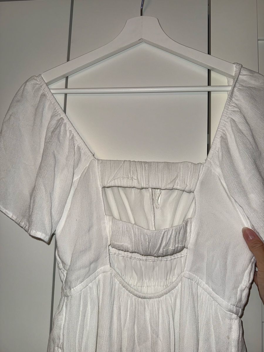 Hollister Robes: Weisses Kleid Hollister Grösse S – D'occasion à Mörschwil par Seegurke18 3