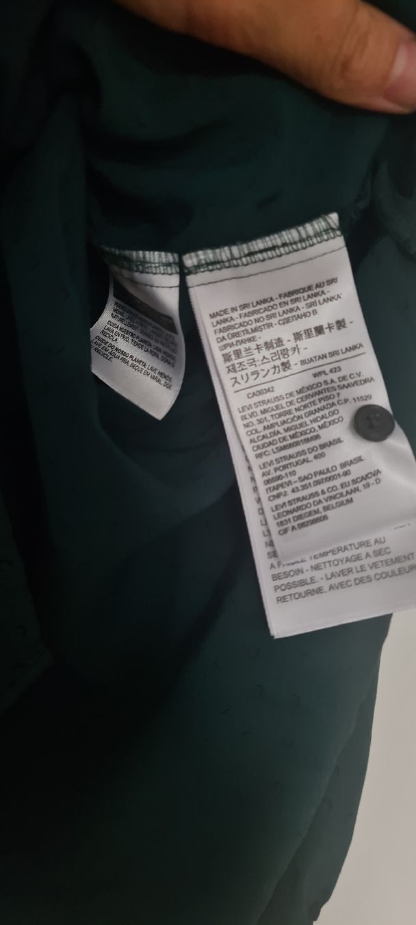 Levi's Camicette: Levi's Damenbluse grün gemustert Gr. XL Herbstmode – Usato da Rapperswil SG venduto da lemiii 2
