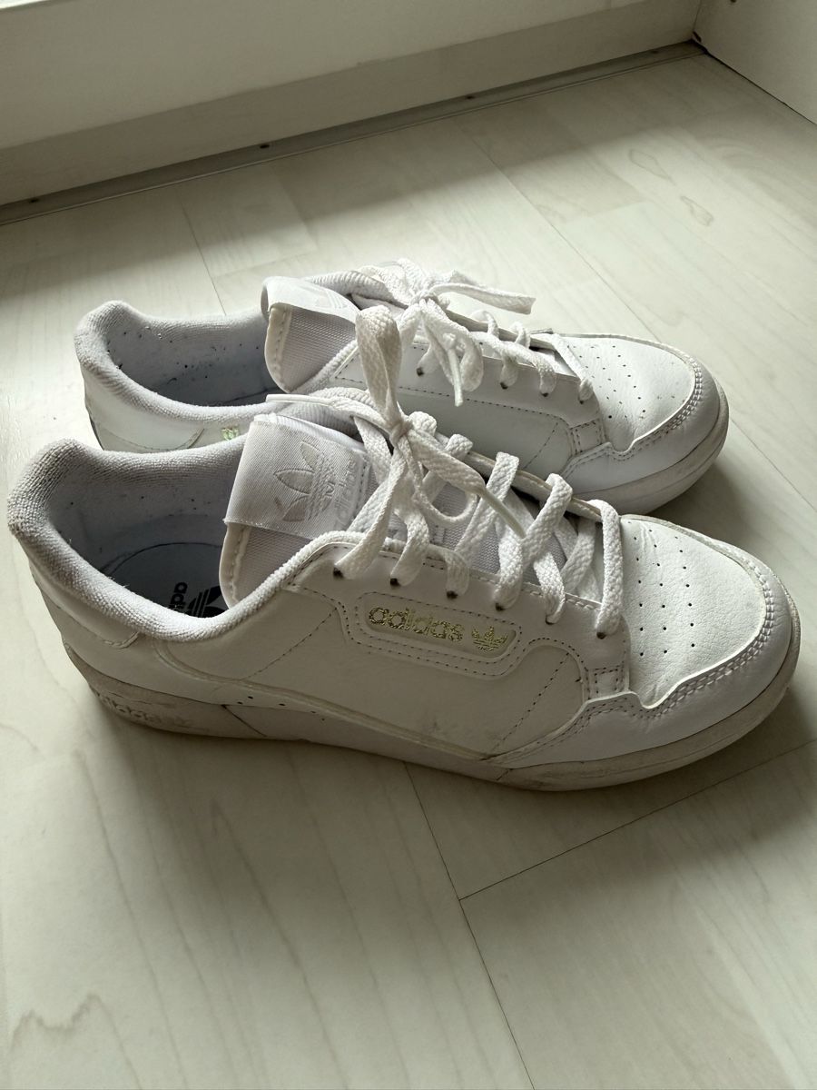 Adidas Damenschuhe: adidas, weiss, Gr. 36 – Gebraucht aus Zofingen von aleA. 1