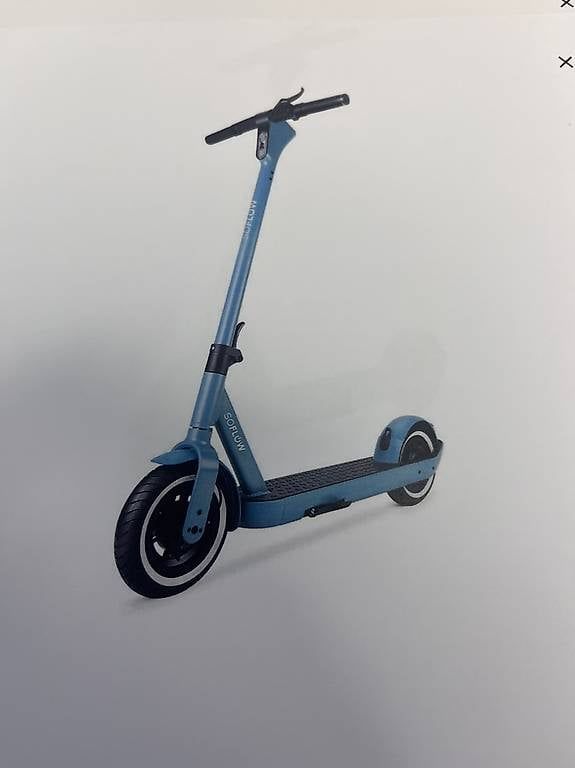 Kickboard: Trottinette électrique so flow  – Usato da Sion venduto da Wifi76