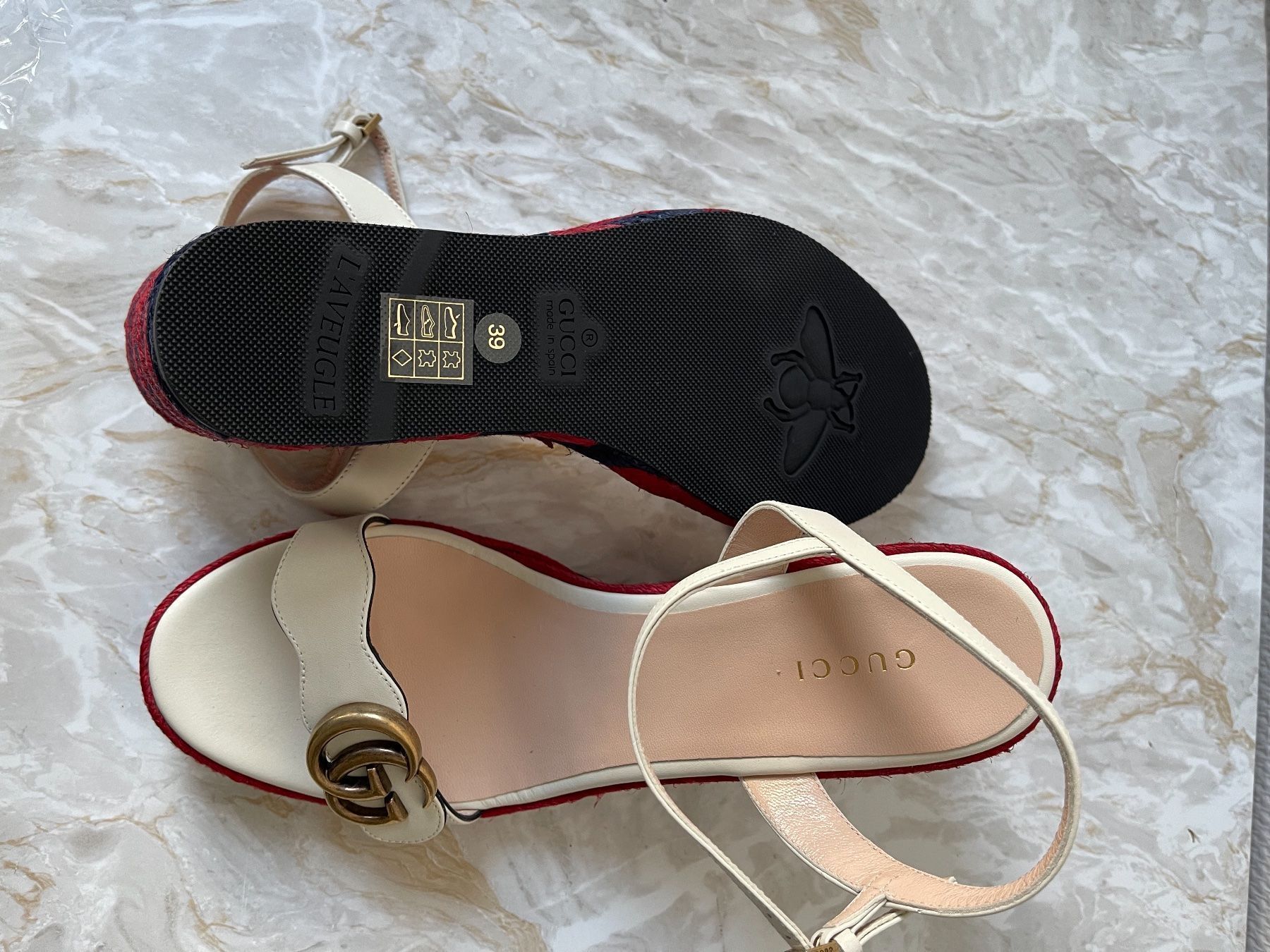 Gucci Damenschuhe: Gucci GG Sandals – Neu und originalverpackt aus Bassersdorf von Elena_87 3