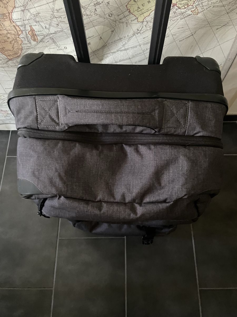 Dakine Valigie: Reisekoffer Dakine Split Roller 110 Liter grau gebraucht – Usato da Büren an der Aare venduto da mii_57vx 3