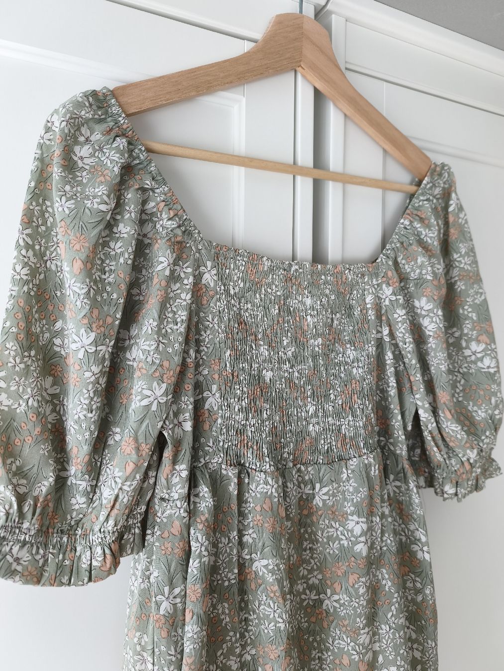 Vestiti: Summer Dress, flower print  – Usato da Zürich venduto da nir_n9jc 3