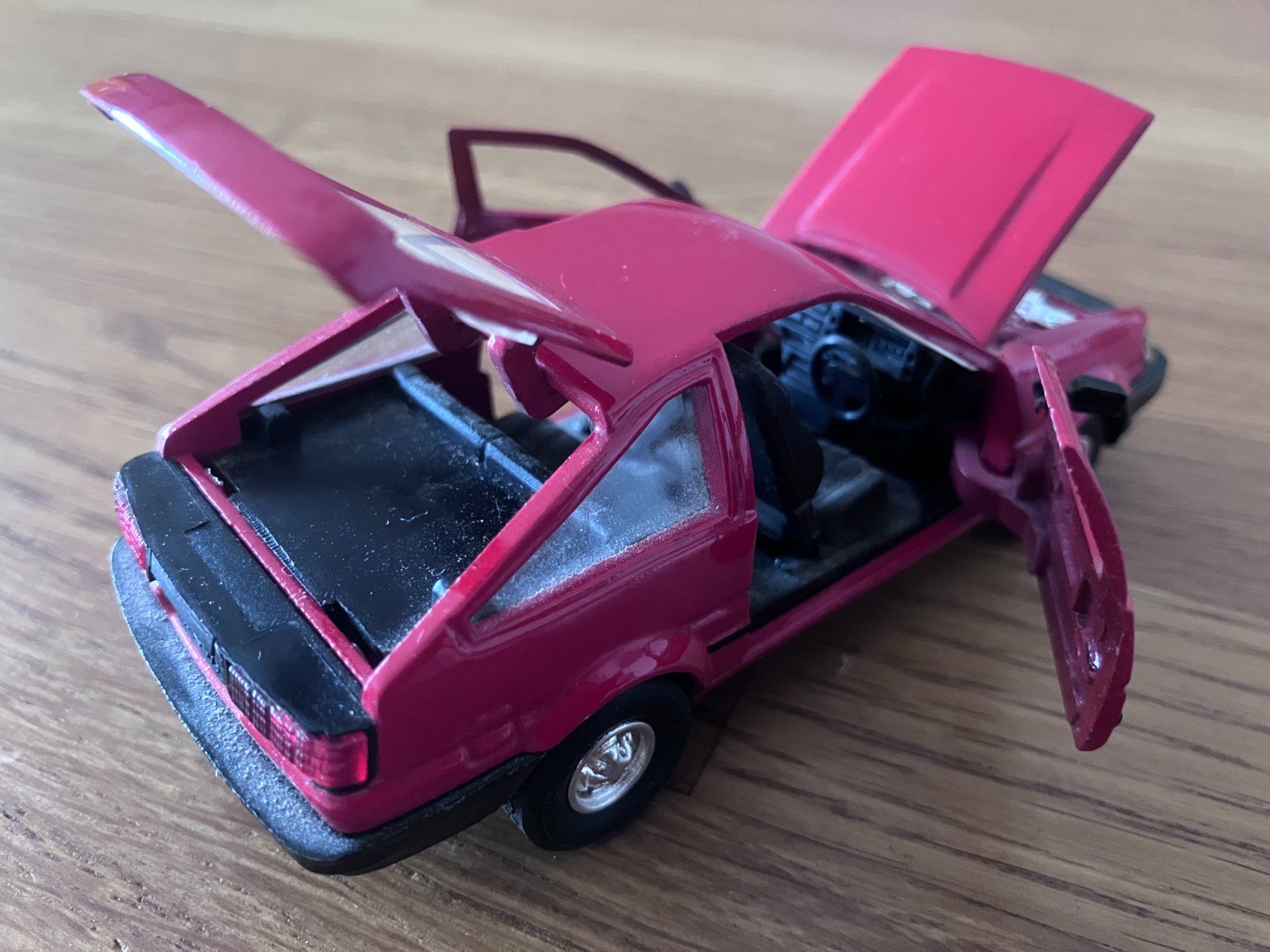Toyota Modellini d'auto: Toyota Corolla AE 86 – Usato da Altenrhein venduto da Tribun75