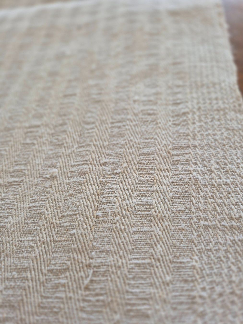 Altra biancheria da tavola: Antiker Leinen Tischläufer 260x40 cm – Usato da Bern venduto da aronari 2
