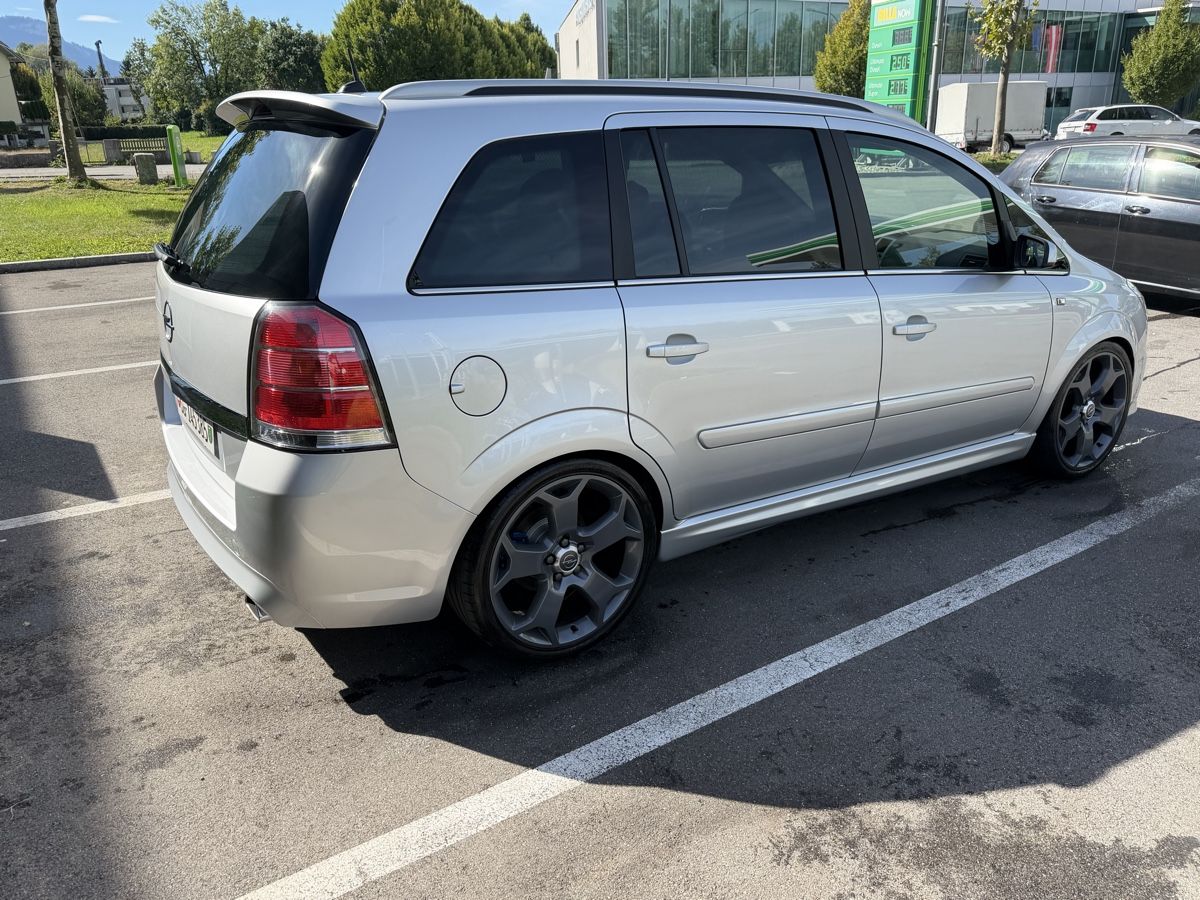 Opel Autos: Opel Zafira OPC – Gebraucht aus Oberriet SG von GOLF-85 2