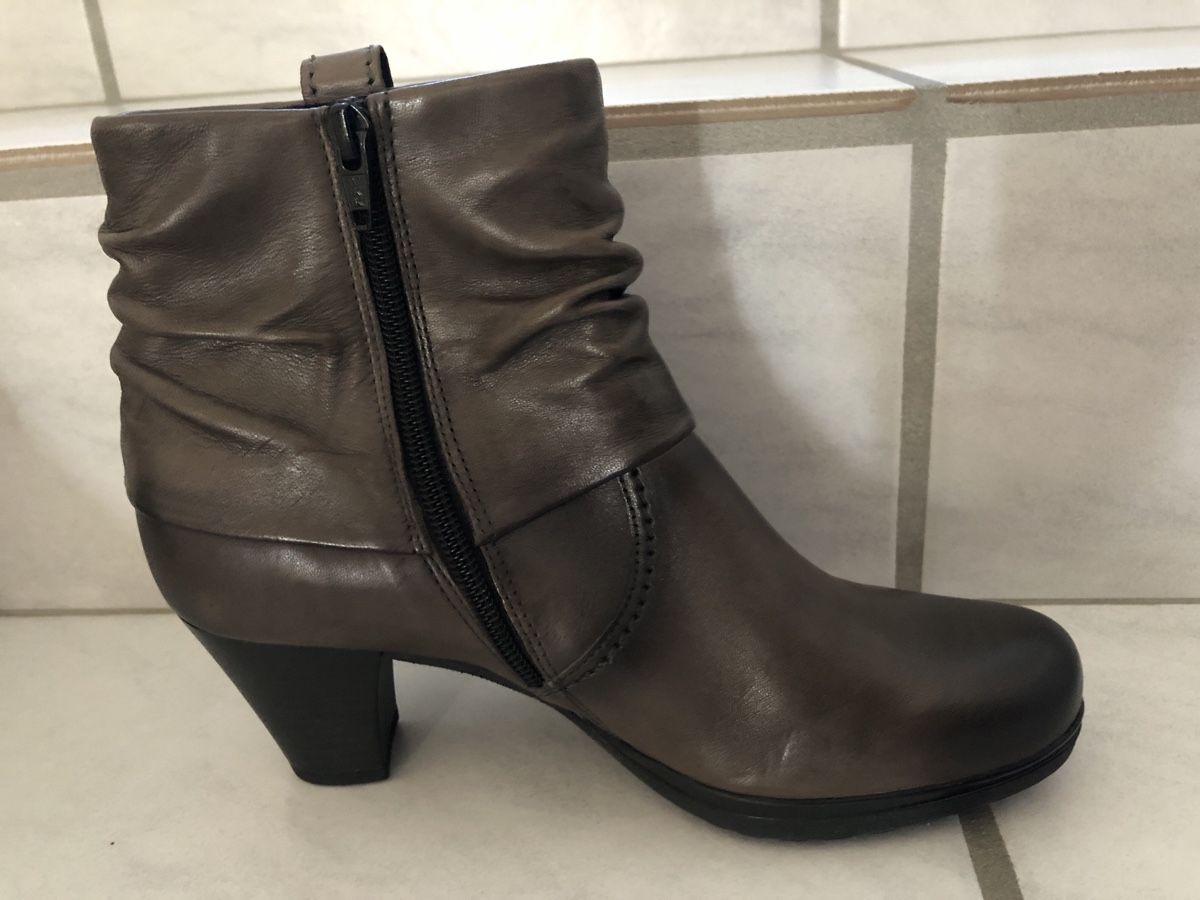Gabor Scarpe da donna: Lederstiefeletten Gabor Gr. 4 – Usato da Büren SO venduto da Nuri09 2