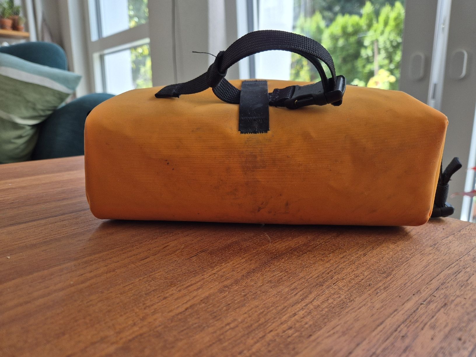 Rapha Taschen: Yellow Rapha Bar Bag – Gebraucht aus Zürich von Maa_b2bx 3