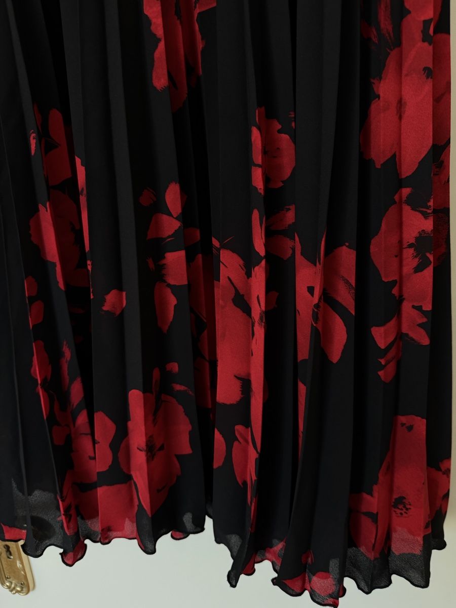 Röcke: Jupe doublée taille 34/36 ( taille élastique) – Gebraucht aus Dombresson von feline_ne 2