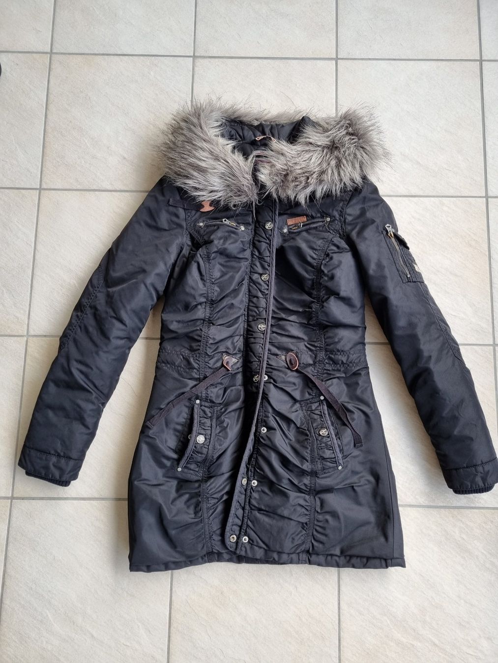 Mäntel: DreiMaster Winterjacke Grösse M schwarz – Gebraucht aus Schüpfheim von Rezwel