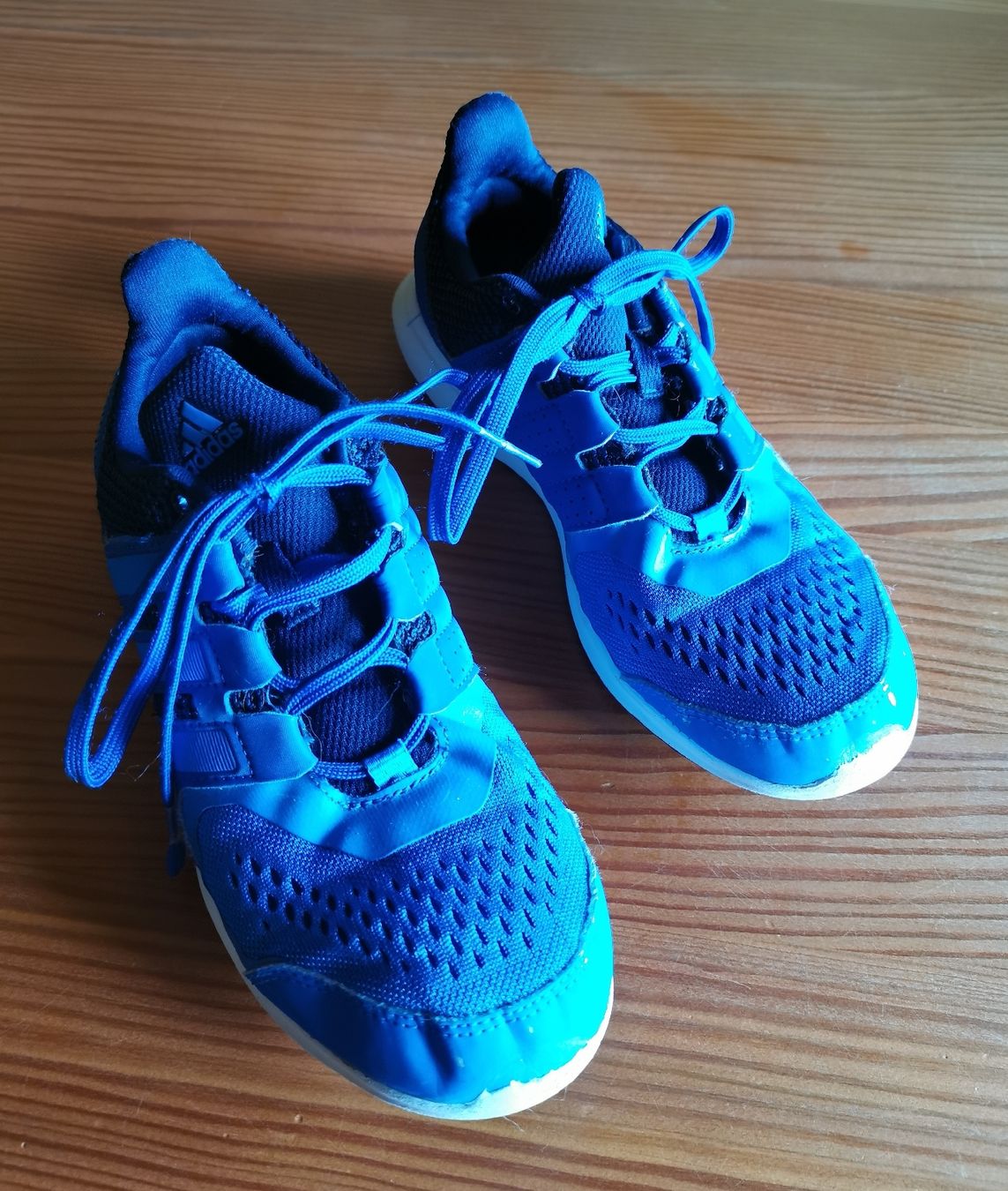 Adidas Scarpe per ragazzi: Adidas Turnschuhe, Grösse 36 – Usato da Grünenmatt venduto da ras_7ksp
