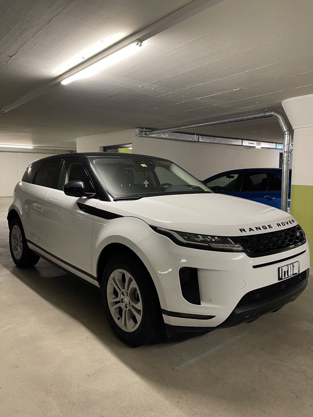 Land Rover Automobili: Range Rover Evoque D150 AWD Mildhybrid Diesel 2019 – Usato da Regensdorf venduto da DjordjoP 1