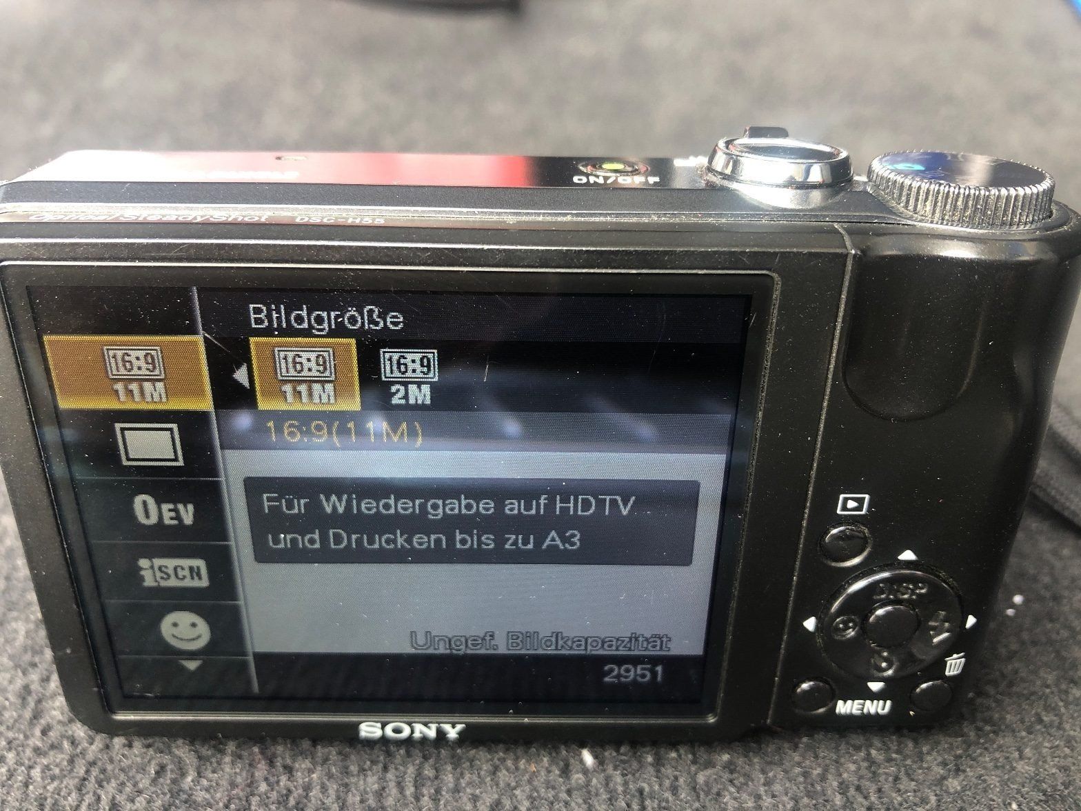 Sony Fotocamera: Sony Cyber-shot DSC-H55 14.1 MEGA PIXEL – Usato da Reinach BL venduto da colmarer 4