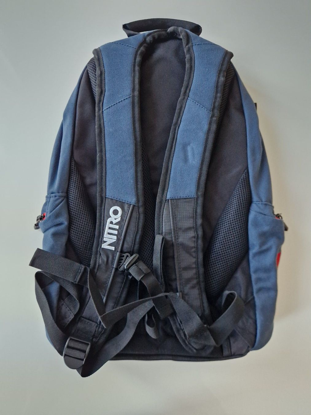 Rucksäcke: Nitro Unisex Rucksack - Blau/Rot - Neu – Neu und originalverpackt aus Wallisellen von LaszloCH 1