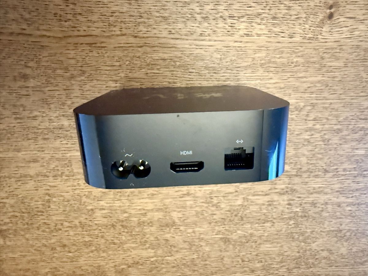Apple Multimediaplayer & Streamer: Apple TV mit Fernbedienung – Gebraucht aus Eiken von Oiler 1