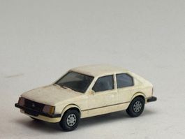GB5- Herpa Opel Kadett Berlina SR weiss
