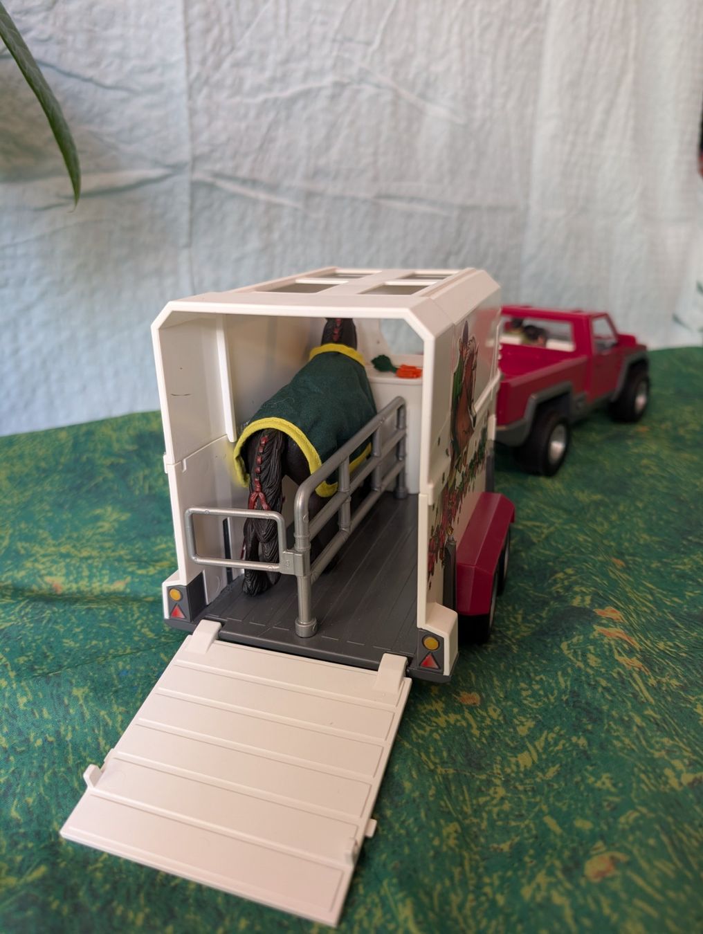Schleich Spielzeuge: Schleich Pick-Up mit Pferdeanhänger – Gebraucht aus Bad Ragaz von Primzahl79 2
