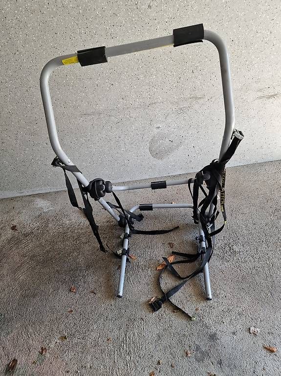 Travi: Veloträger und universal Heck – Usato da Ostermundigen venduto da BrunoPastore3072OM