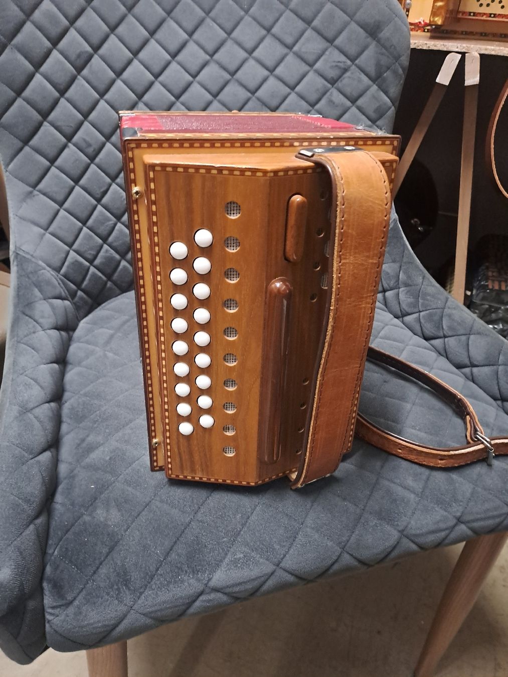 Musikinstrumente: schwyzerorgeli Klein  – Gebraucht aus Villeneuve von BibiVintage 4