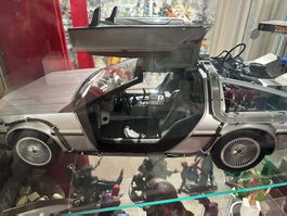 AKTION Zurück in die Zukunft Hot Toys 1/6 DeLorean