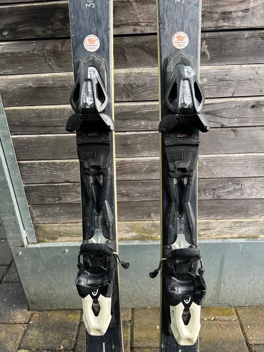Head Skis: HEAD Ski Integrale Black Edition mit Bindung – Gebraucht aus Thierachern von JC_03 1