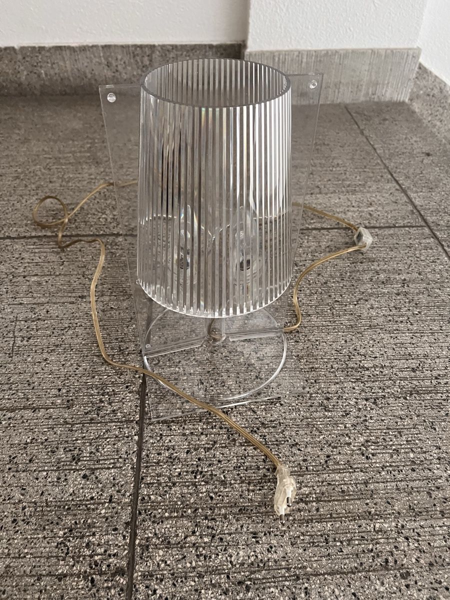 Kartell Lampes: Kartell Tischlampe TAKE – D'occasion à Zürich par 144happy 1
