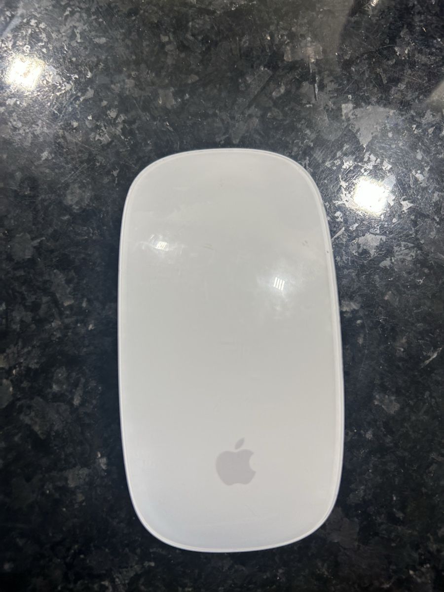 Apple Claviers: Apple Magic Keyboard and Magic Mouse Set Used Condition – D'occasion à Amriswil par Howatson 1