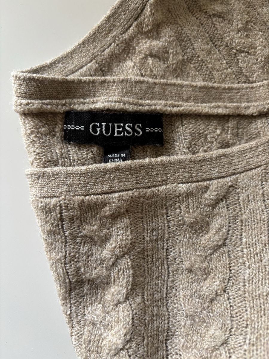 Guess Pulls & Sweat-shirts: Guess Pullover  – D'occasion à Schaffhausen par Atlas110 1