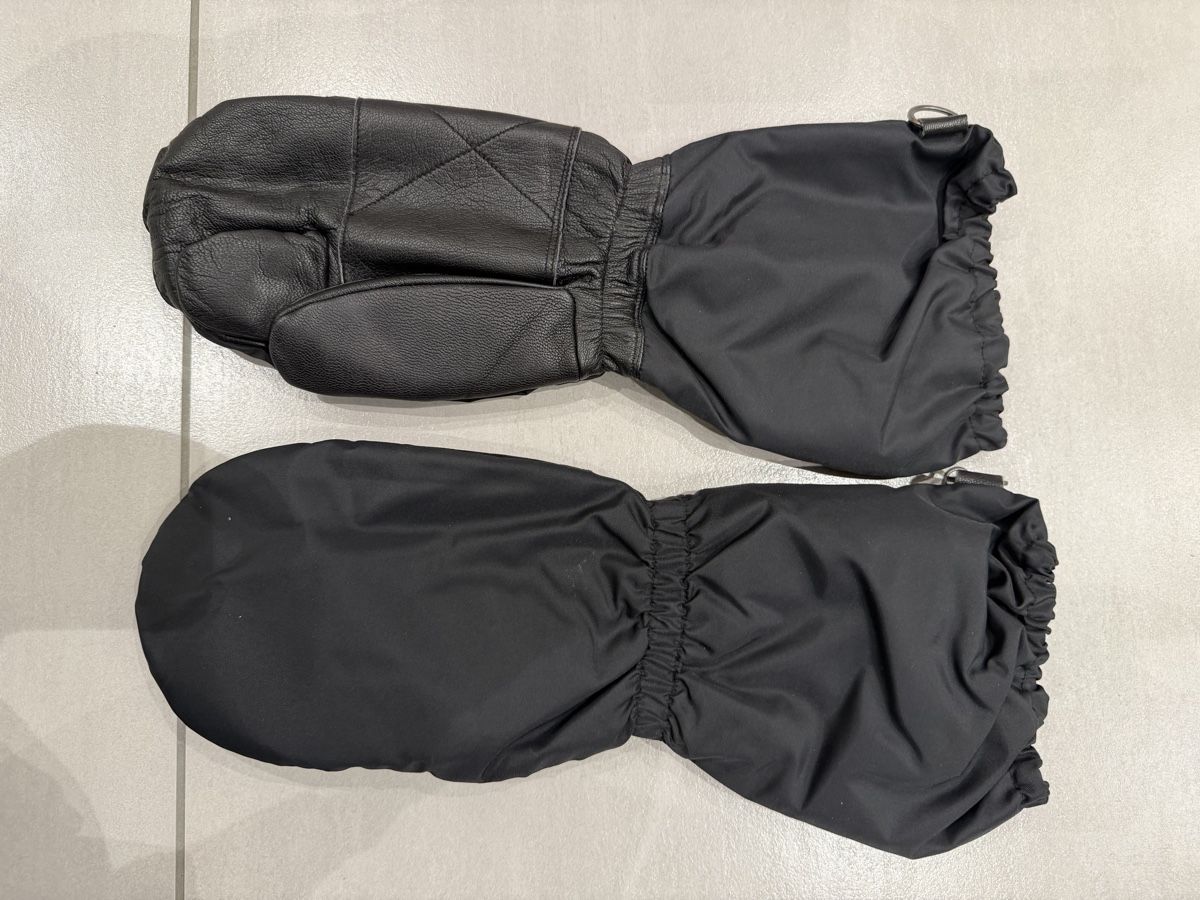 Armée suisse Autres accessoires hommes: Fausthandschuhe Schweizer Armee – D'occasion à Lausanne par Jutzi68