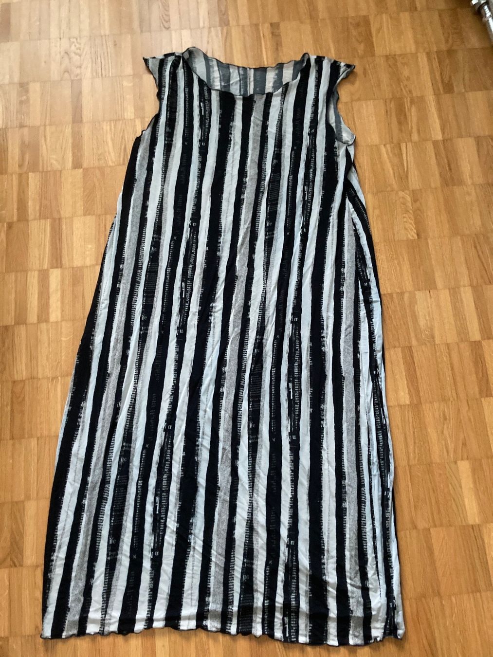 Vestiti: Schickes Sommerkleid, Grösse M/L – Usato da Winterthur venduto da Sunshine143 1