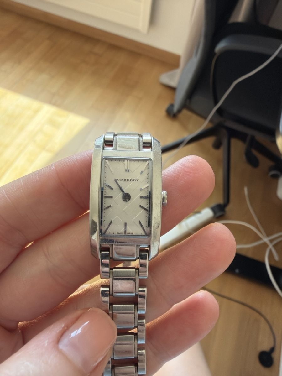 Burberry Orologi: Burberry tank watch – Usato da Zürich venduto da lanz28 1