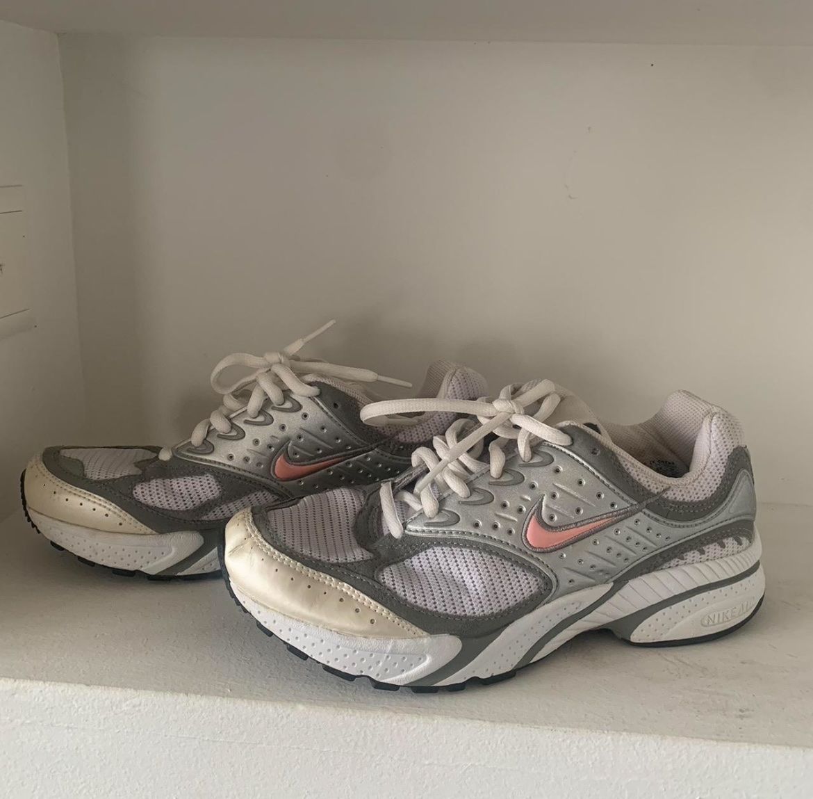 Nike Scarpe da uomo: nike air pegasus 2004 – Usato da Uitikon Waldegg venduto da lor_b2rv