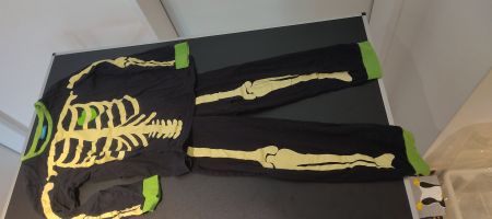 Kidz Alive Skelett Schlafanzug Pyjama Schwarz Gruen Gr. 134