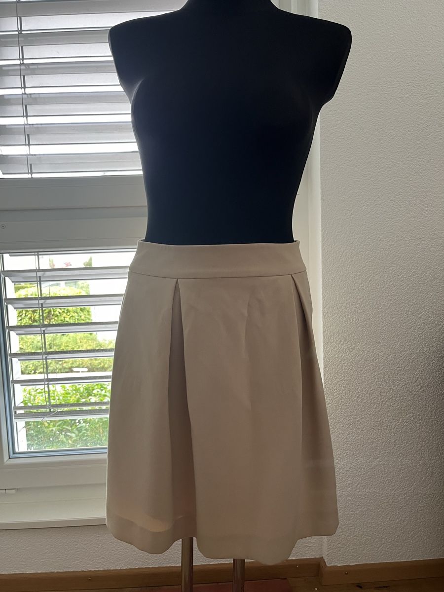 Hallhuber Gonne: Beige skirt Gr. 36 Hallhuber – Nuovo (secondo la descrizione) da Windisch venduto da bymarikaa