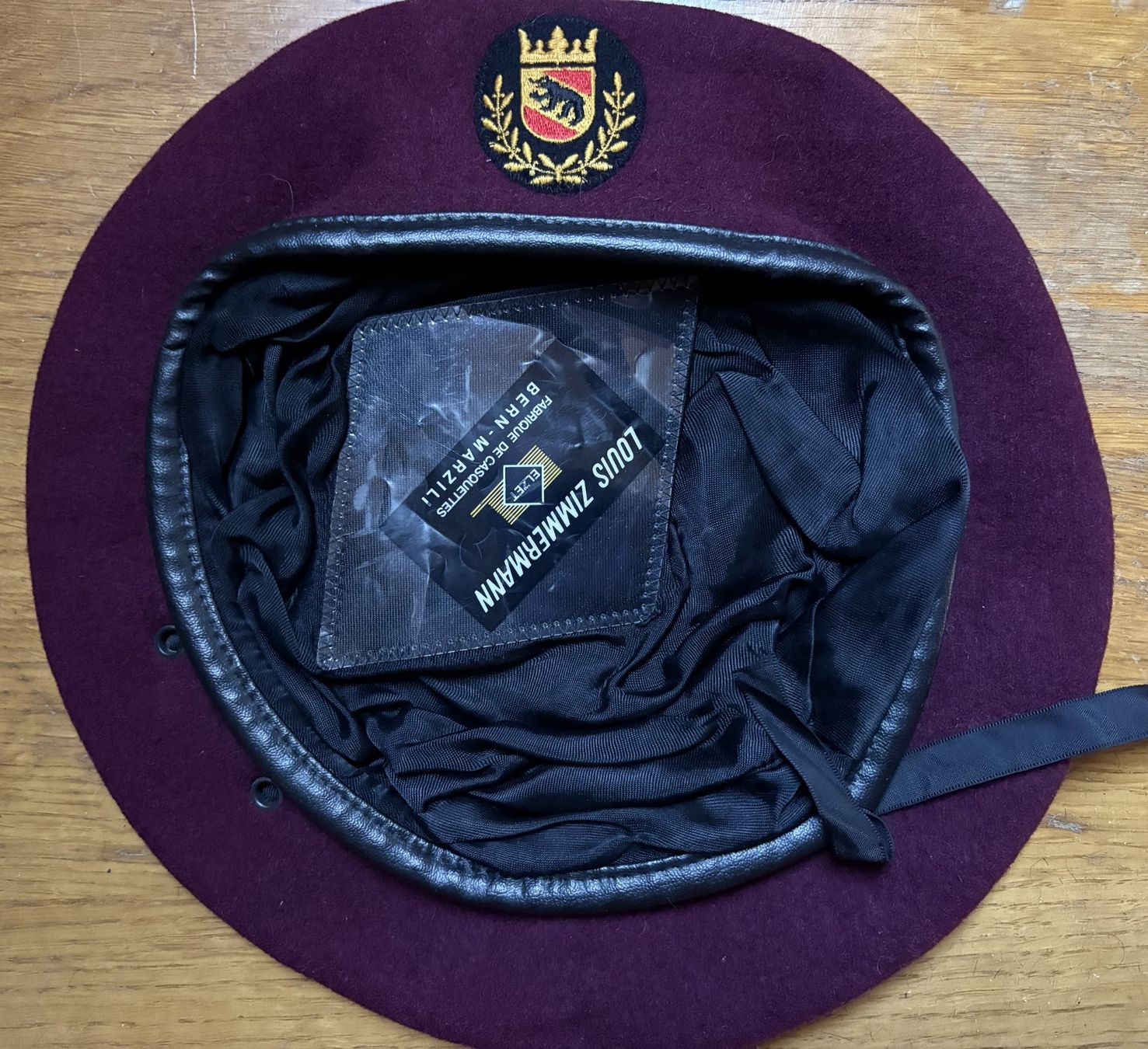Uniformen: Uniform-Béret Kapo Bern – Gebraucht aus Volketswil von zwitsch33