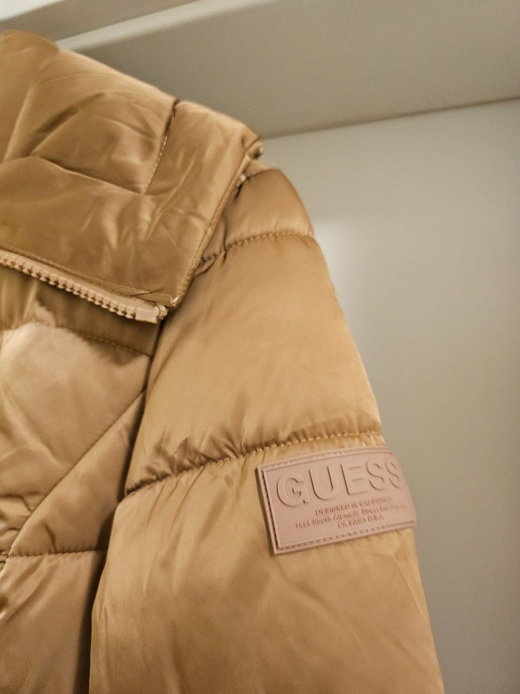 Guess Giacche: Guess Winterjacke S – Usato da Kefikon TG venduto da Livline 2