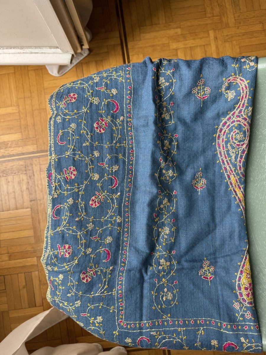 Foulards, Tücher & Schals: Schal/Paschminasch – Gebraucht aus basel von G.Burghartz 1