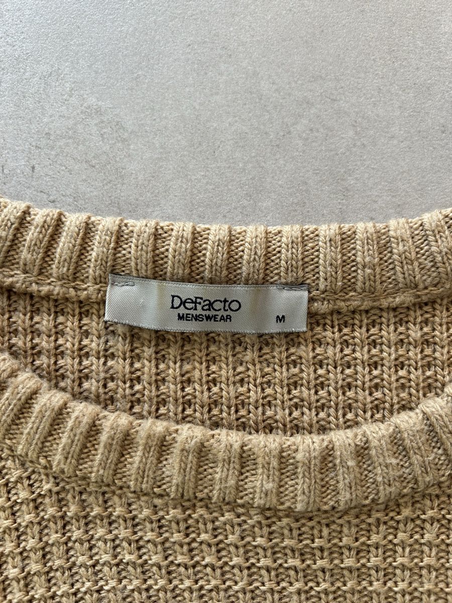 Maglioni & Felpe: Pullover von Defacto Grösse.M in Top Zustand – Usato da Lengnau BE venduto da M.Laib 2