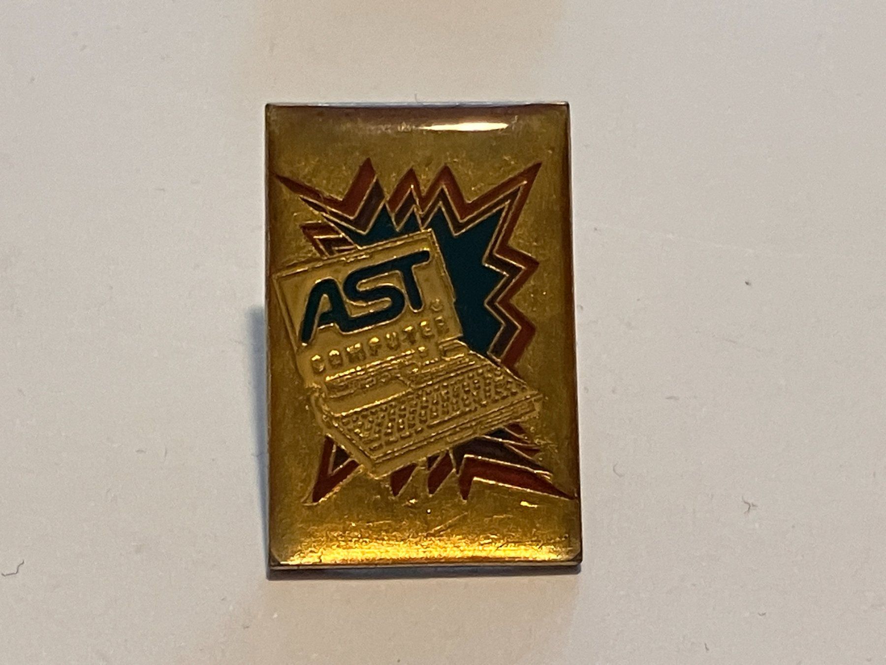 Placchette & Badge: 1 Pin Ast Computer – Usato da Basel venduto da djwwpp