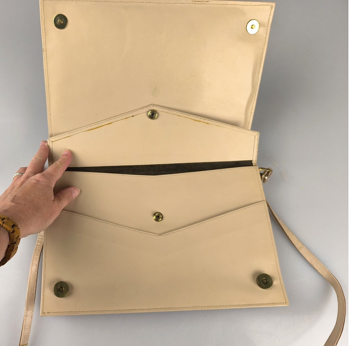 Taschen für Damen: Hellbraune Krokodilleder Handtasche – Gebraucht aus Rüti ZH von Restwert_Rueti_ZH 4