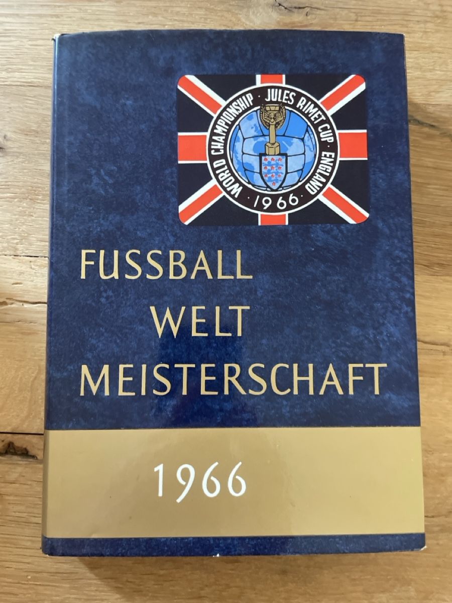 Livres: Fussball Weltmeisterschaft 1966 Buch – D'occasion à Winterthur par cheerio97