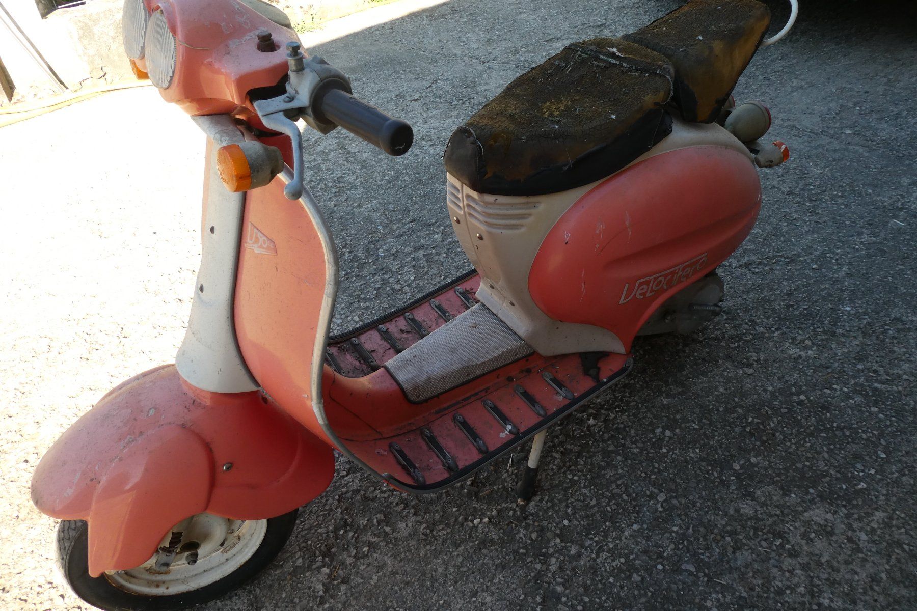 Alle Dekorationen: Moto vendu pour déco loft – Gebraucht aus Fontaines NE von monloisir 5