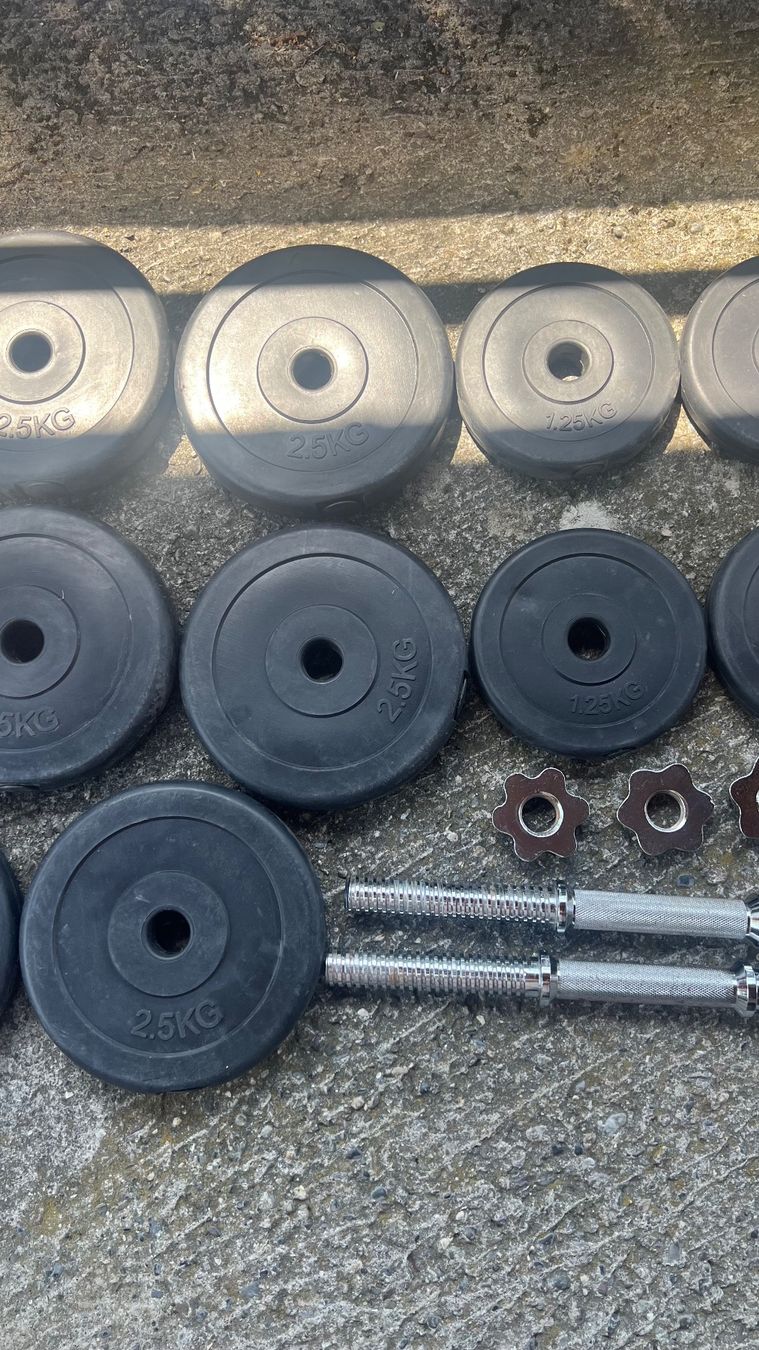 Hanteln & Gewichte: Kompl. Gewichtsscheibenset  25 kg – Gebraucht aus Schübelbach von Dolly990_2 2