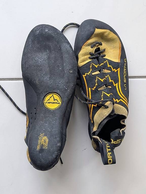 La Sportiva Scarpe da uomo: Kletter Schuhe – Usato da Hergiswil NW venduto da Bastaag