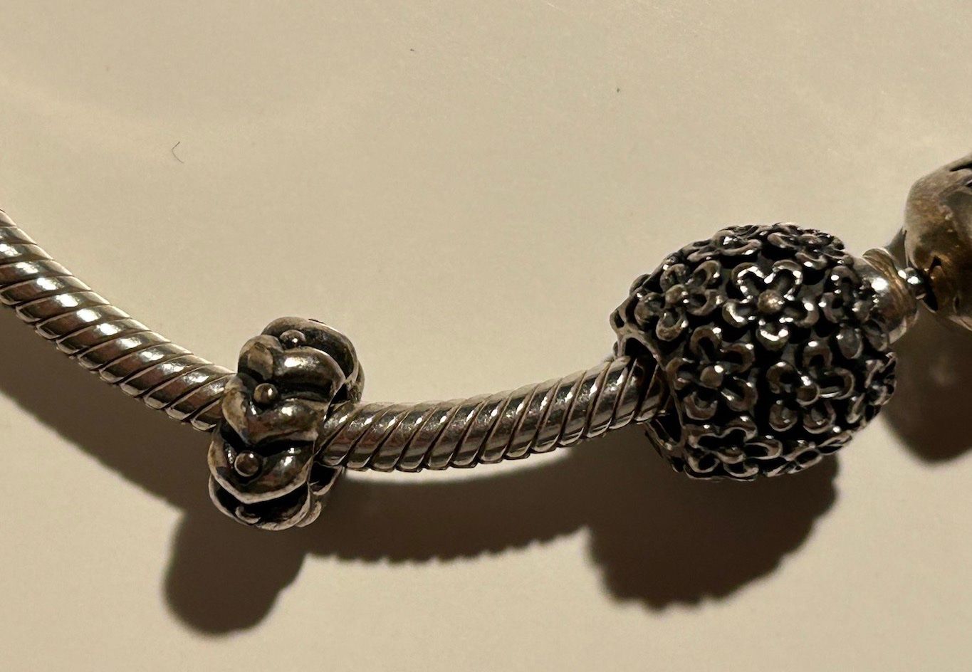 Pandora Bracciali & Braccialetti: PANDORA Armband in Originalverpackung – Nuovo (secondo la descrizione) da Steinmaur venduto da Hummer77 2