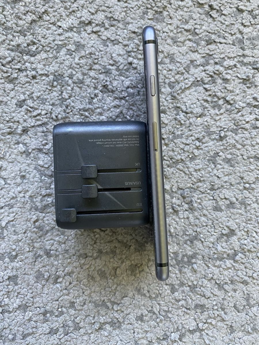 Apple Telefoni cellulari / Smartphones: iPhone 8, 64GB, Noir Sidéral - N.8 – Usato da Genève venduto da eth_6qs6 5