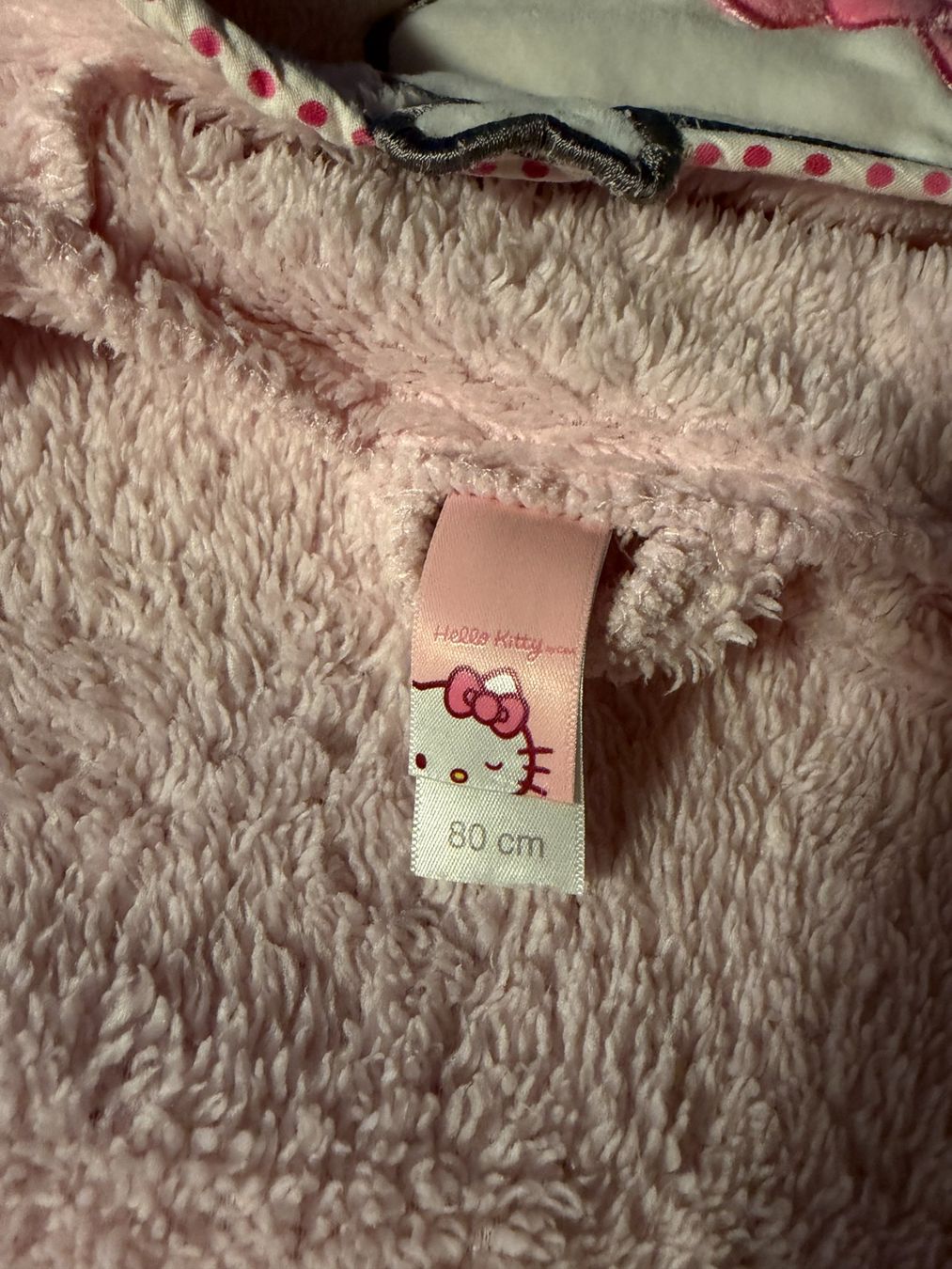 Hello Kitty Accappatoi: Hello Kitty - Kinder Bademantel - 80cm – Usato da Aarberg venduto da umearocks 3