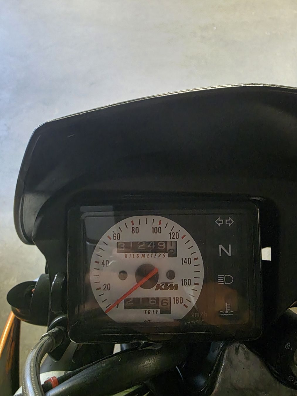 KTM Route: KTM 640 LC4 Supermoto – D'occasion à Worben par Andrea0145 2