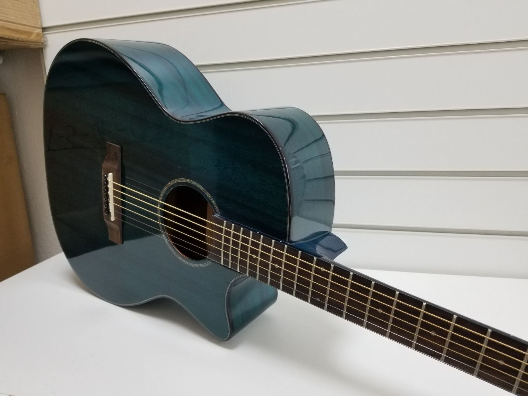 Musikinstrumente: Akustisch gitarre M-D10S BL, Neuwertig – Neu (gemäss Beschreibung) aus Glattbrugg von Swissmusik 1